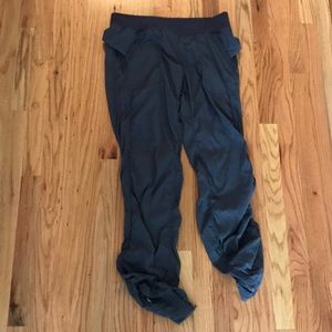 Lulelemon athletic pants sz 10